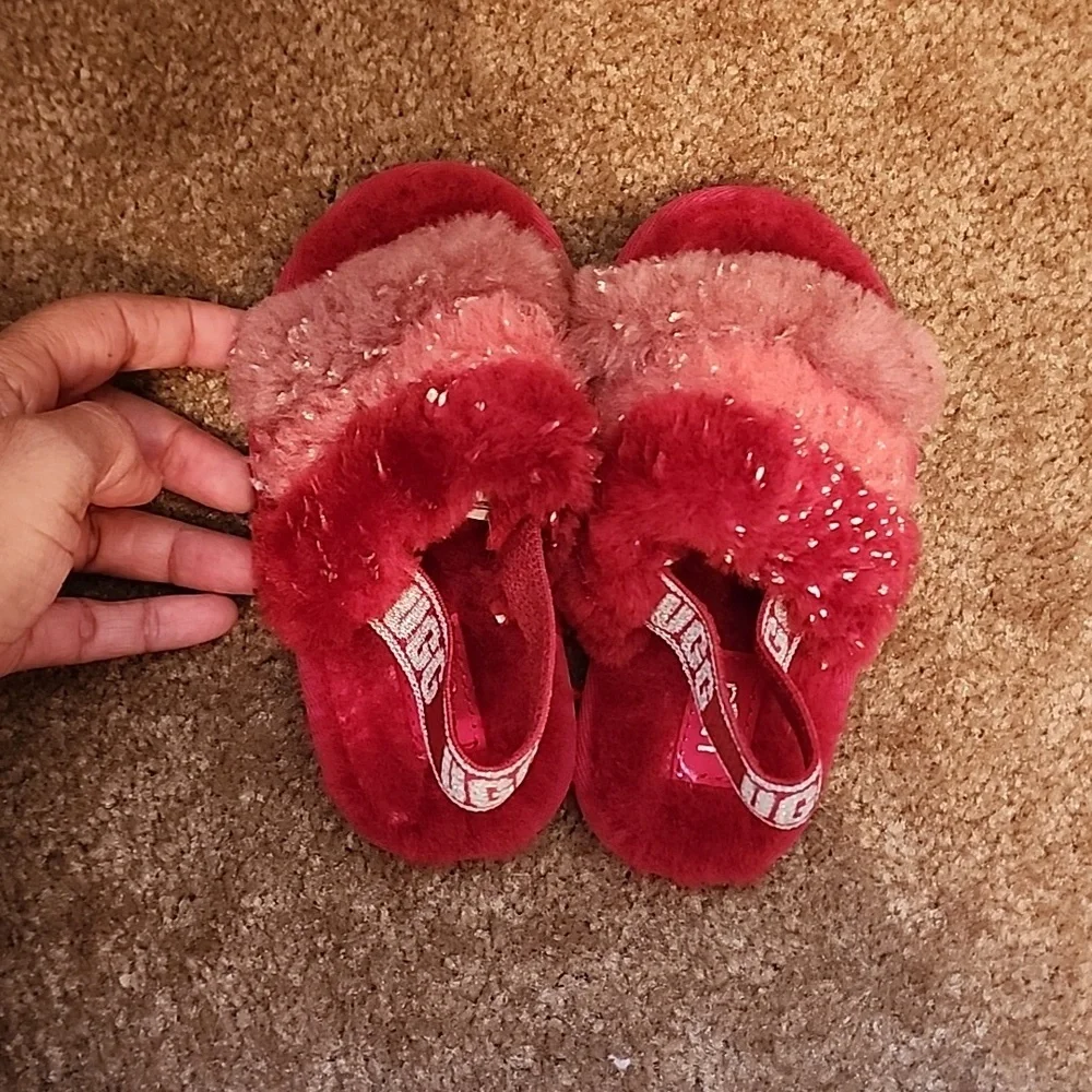 UGG T Fluff Yeah Metallic Sparkle Slippers